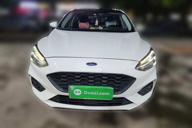 Ford Focus 2021 — 2