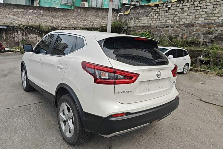Nissan Qashqai 2023 — фото 4