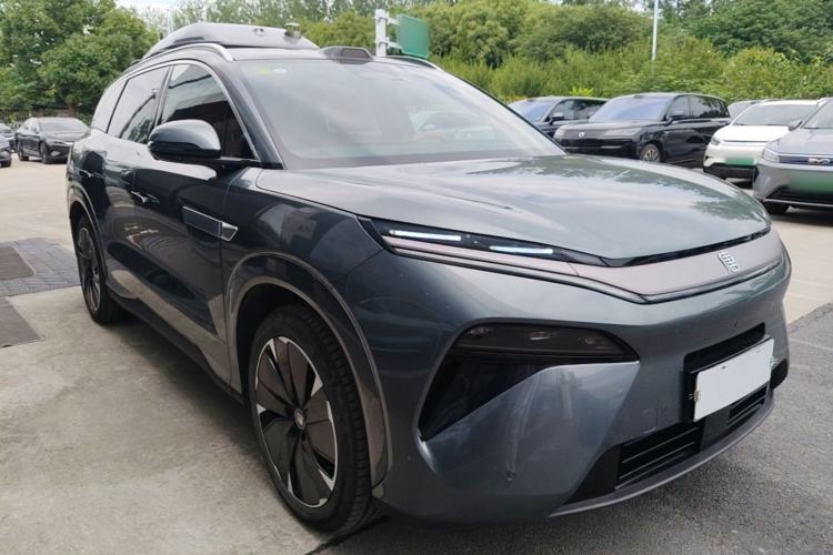 BYD Tang L 2025 — 3