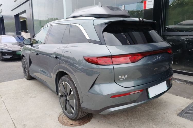 BYD Tang L 2025 — 4