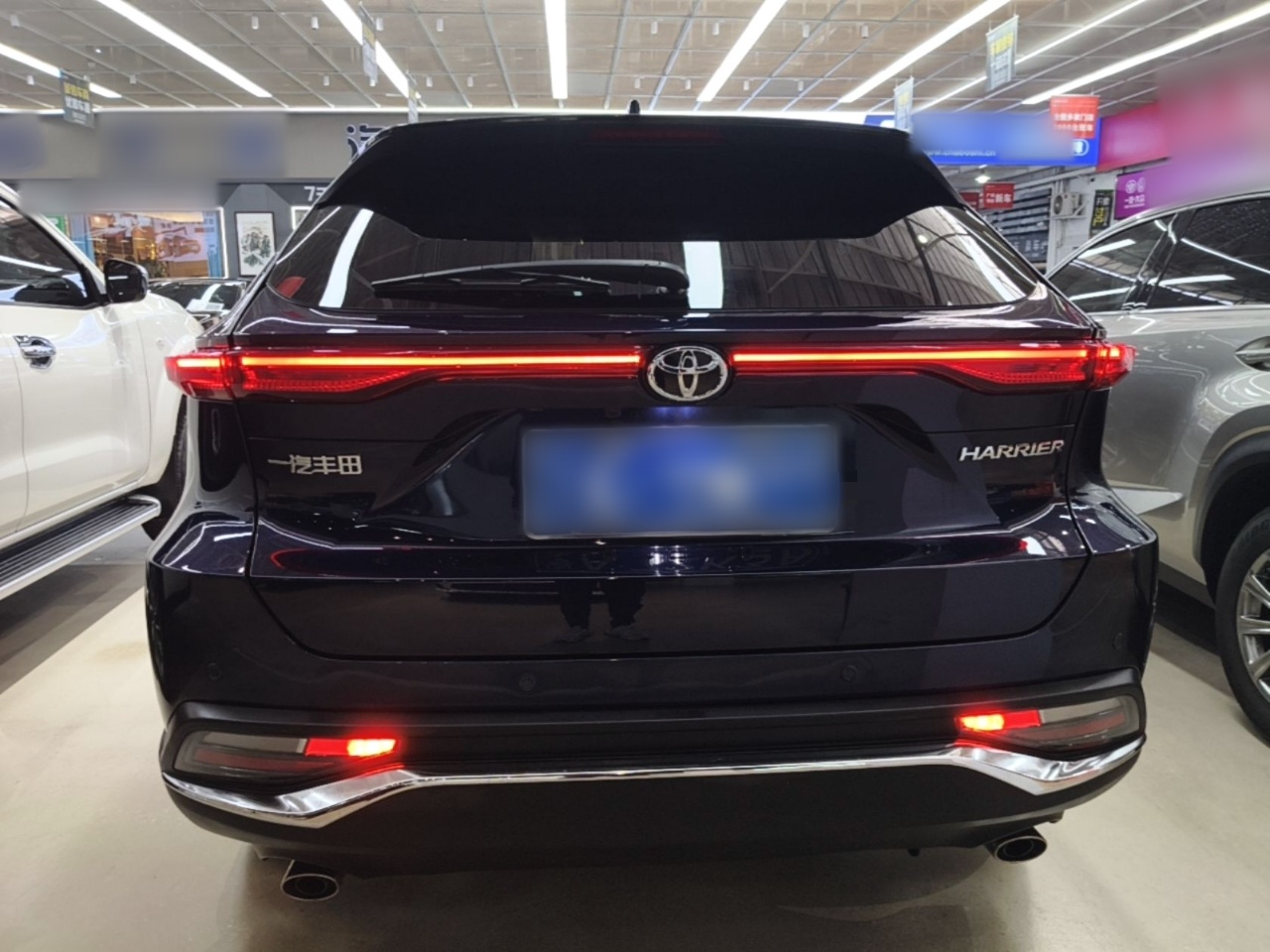 Toyota Harrier 2023 — фото 5