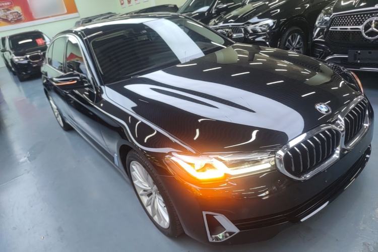 BMW 530Li 2021 — фото 3