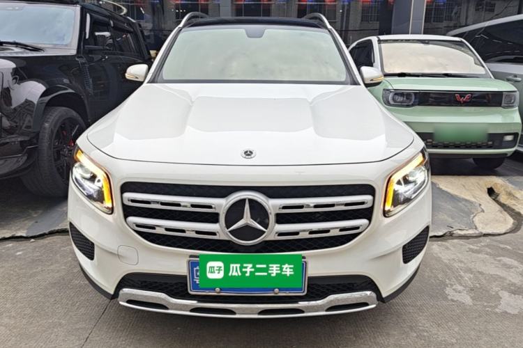 Mercedes-Benz GLB 200 2023 — 2