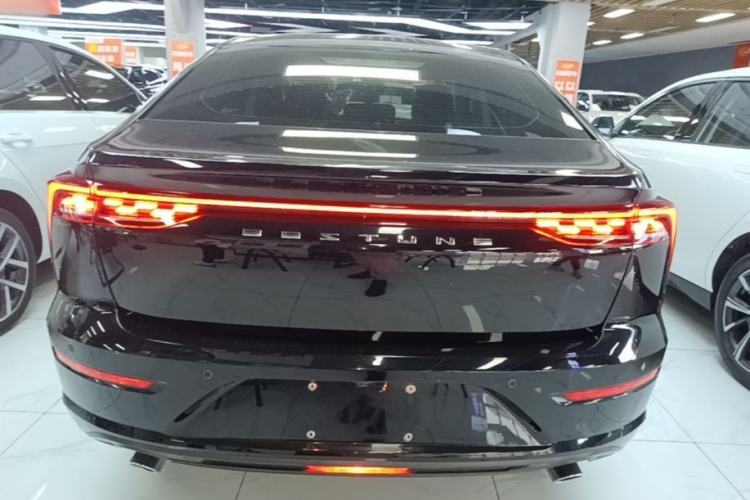 Bestune B70 2022 — 5