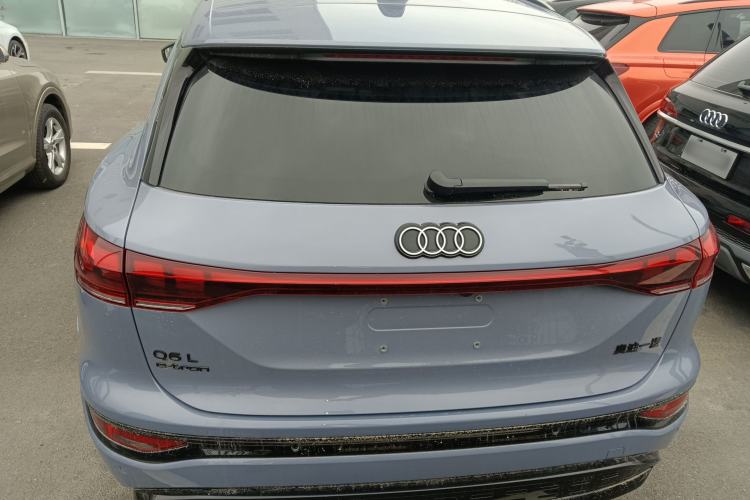 Audi Q6L e-tron 2026 — 5