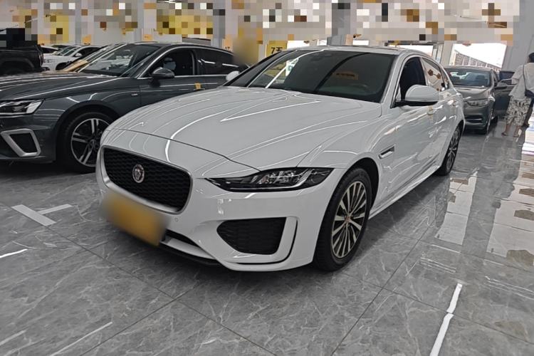 Jaguar XEL 2020 — фото 1