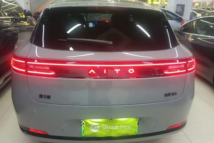 AITO M5 2025 — 5