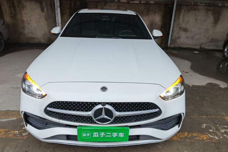 Mercedes-Benz C 200 L 2024 — 2