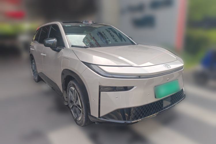 Toyota BZ3X 2025 — 3