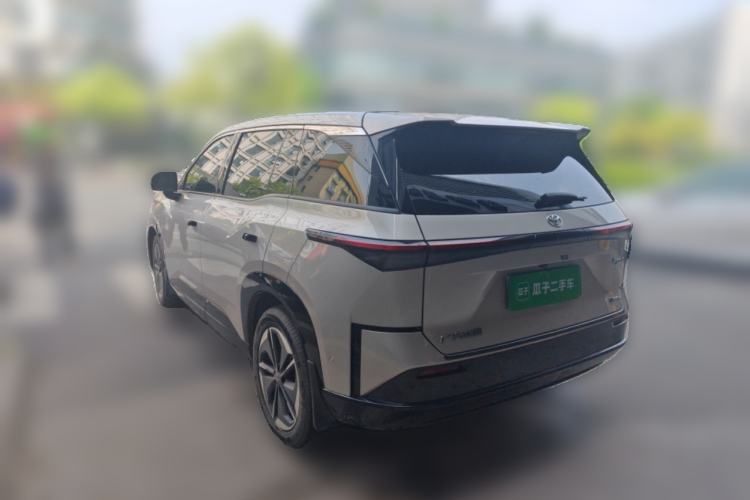 Toyota BZ3X 2025 — 4