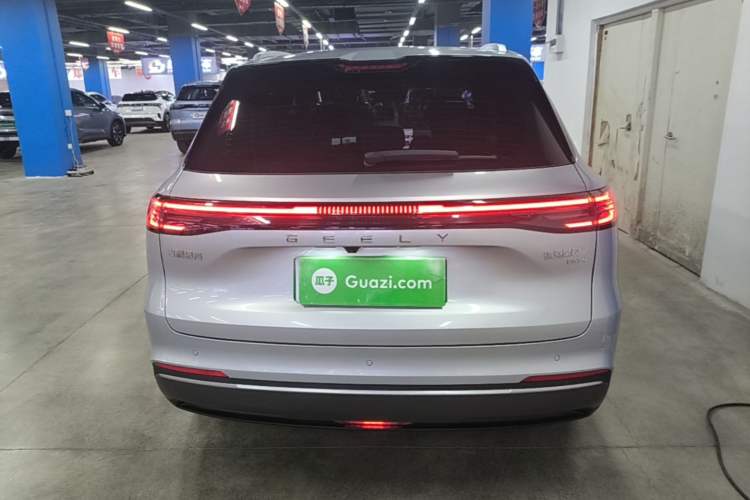 Geely Xingjian 7 2025 — 5