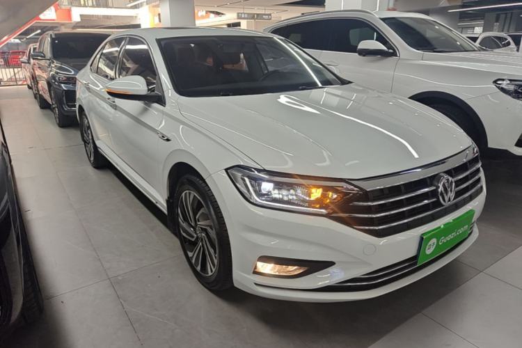 Volkswagen Sagitar 2021 — 3
