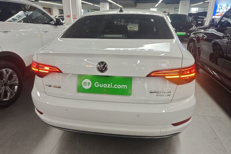 Volkswagen Sagitar 2021 — 5