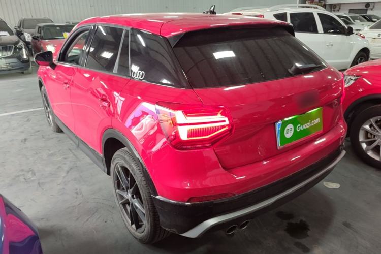 Audi Q2L 2021 — 4