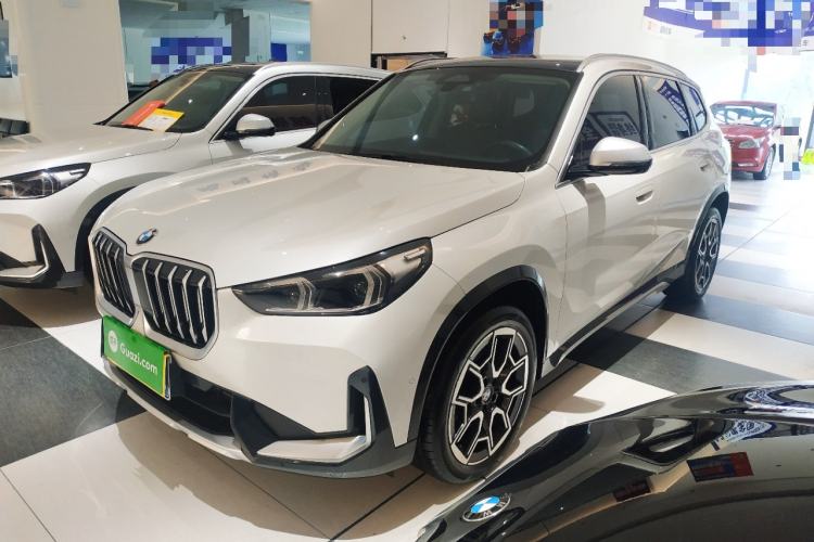 BMW X1 2023 — фото 1