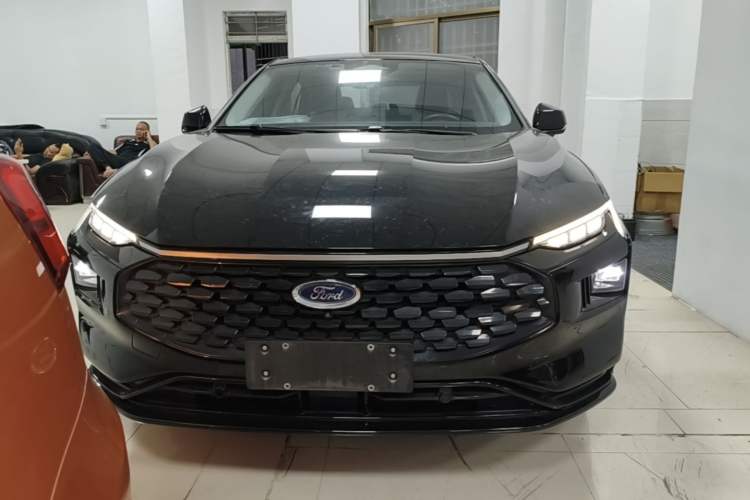 Ford Mondeo 2023 — 2