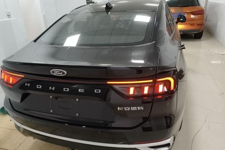 Ford Mondeo 2023 — 5