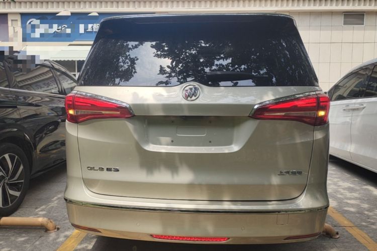 Buick GL8 2018 — 5