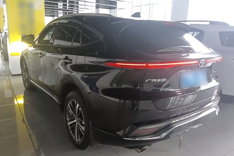 Toyota Venza 2023 — 4