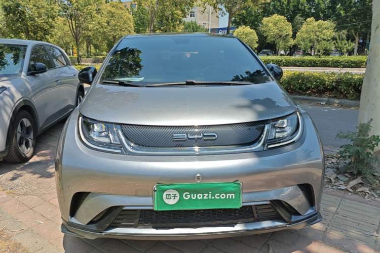 BYD Dolphin 2023 — 2