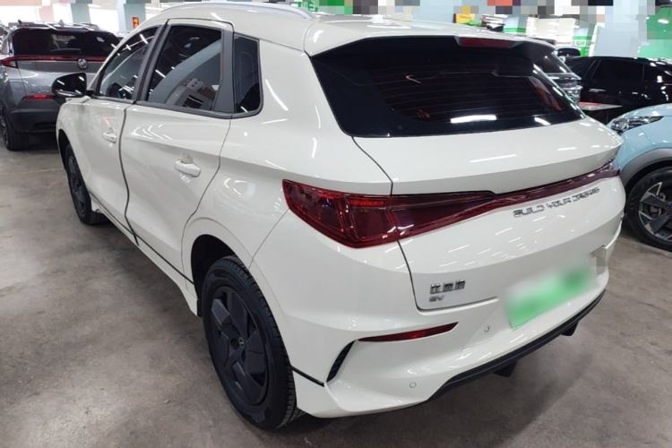 BYD e2 2023 — 4