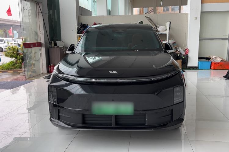 Li Auto L6 2024 — 2