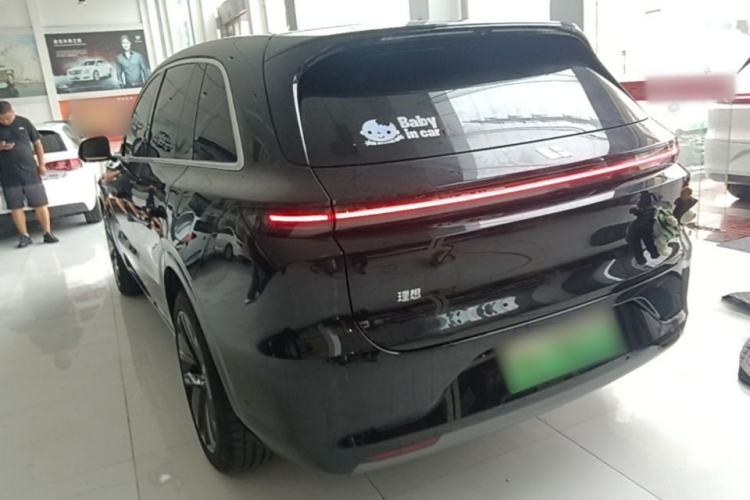 Li Auto L6 2024 — 4