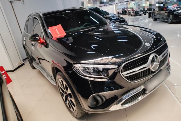 Mercedes-Benz GLC 260 L 2023 — фото 3