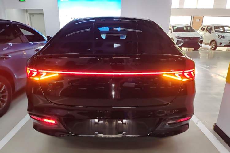 BYD Qin PLUS 2024 — 5