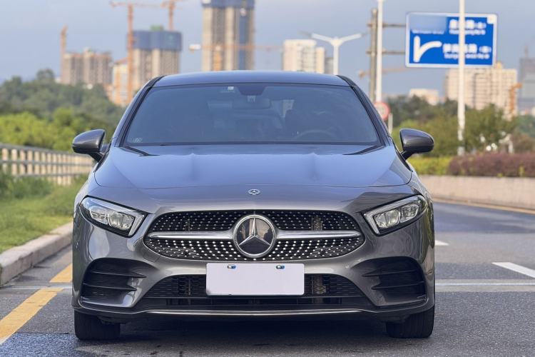 Mercedes-Benz A 200 L 2021 — фото 2