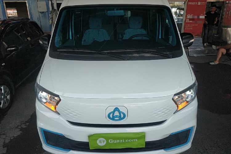 ChangAn Kuayue Xing V5 EV 2025 — 2