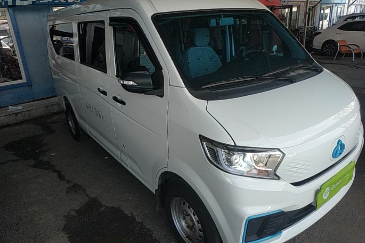 ChangAn Kuayue Xing V5 EV 2025 — 3