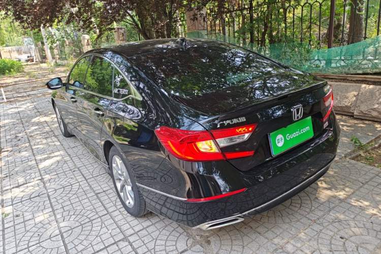 Honda Accord 2018 — 4