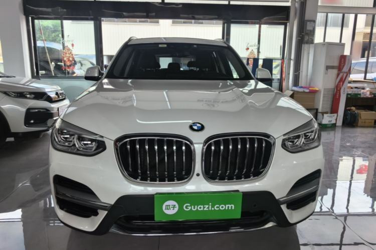 BMW X3 2021 — 2