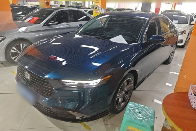 Honda Accord 2023 — фото 1
