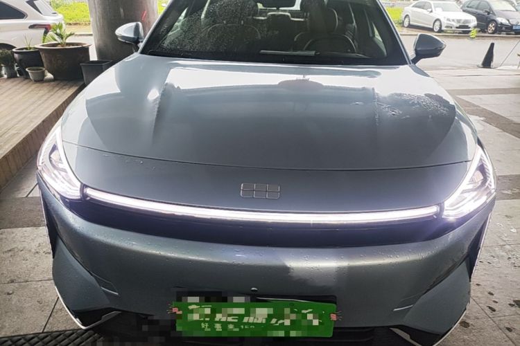 Geely Galaxy L6 2025 — 2