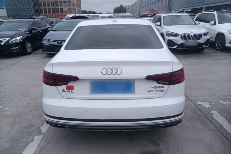 Audi A4L 2019 — 5