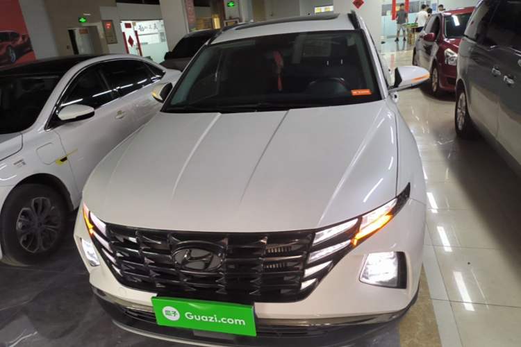 Hyundai Tucson 2023 — 2