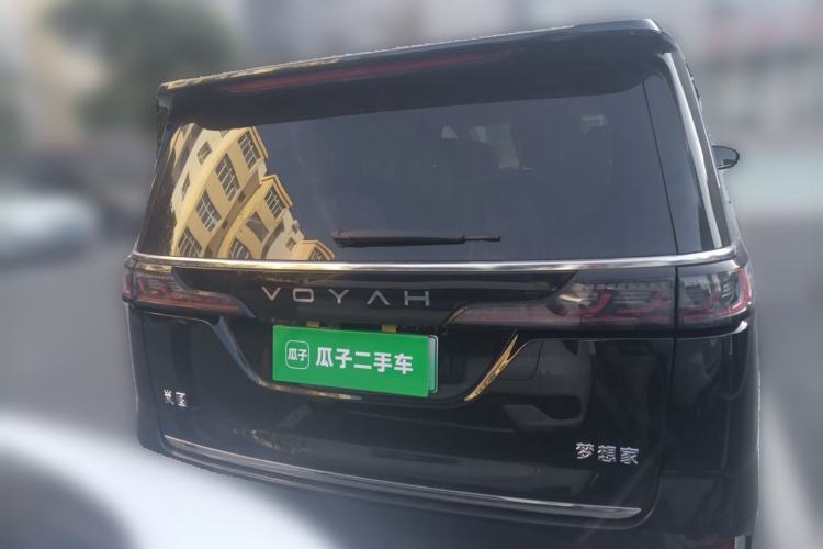 Voyah Dream 2025 — 5