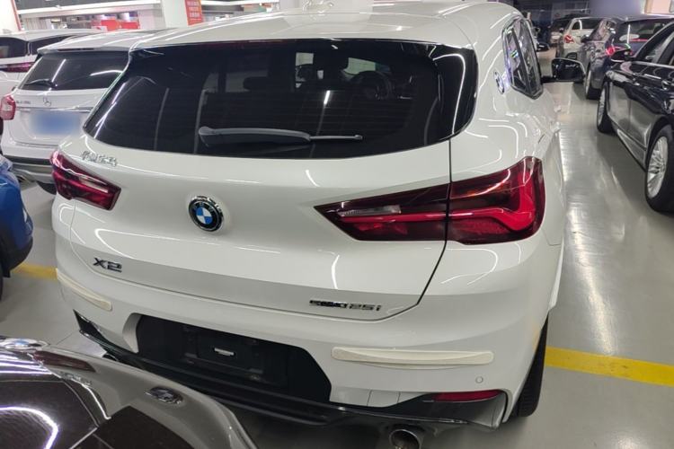 BMW X2 2022 — фото 5
