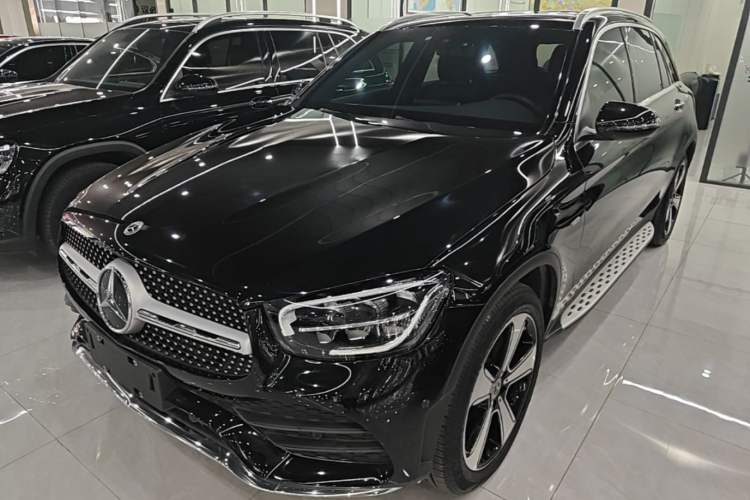 Mercedes-Benz GLC 300 L 2022 — фото 1