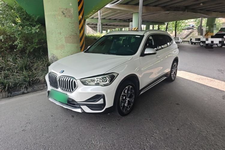 BMW X1 2021 — фото 1