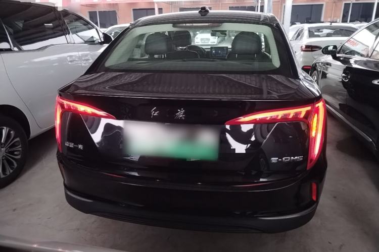 Hongqi E-QM5 2022 — 5