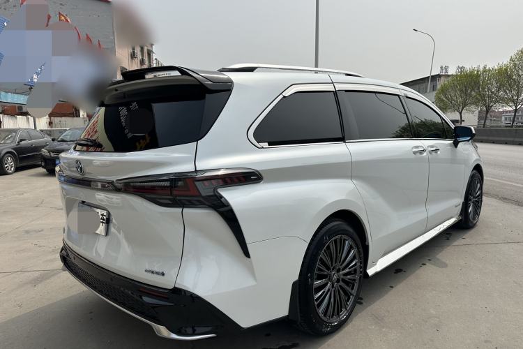 Toyota Granvia 2023 — 5