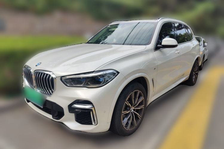BMW X5 2022 — фото 1
