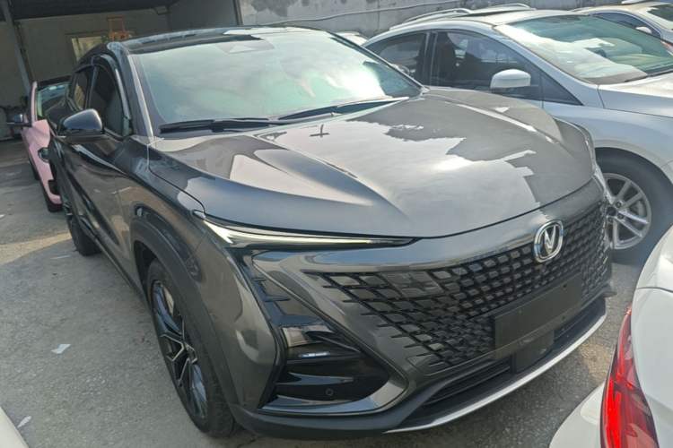 ChangAn UNI-T 2022 — 3