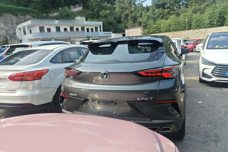 ChangAn UNI-T 2022 — 5