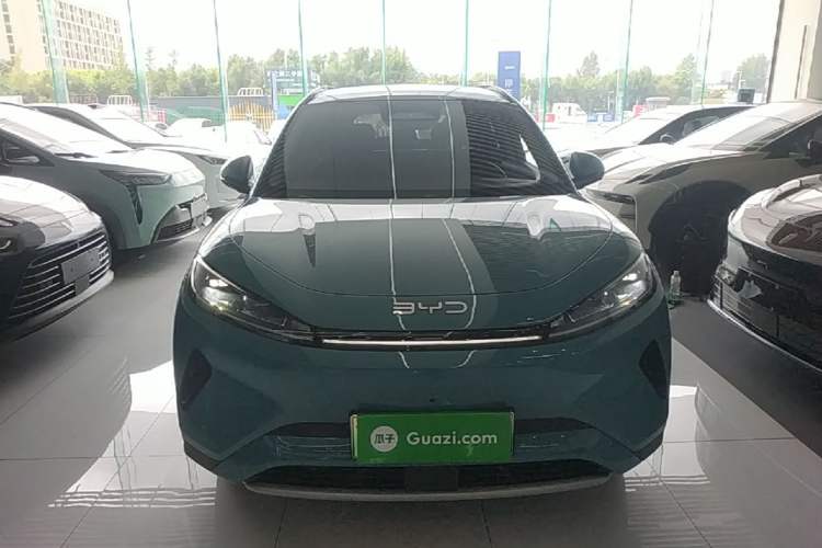 BYD Sealion 05 EV 2025 — фото 2