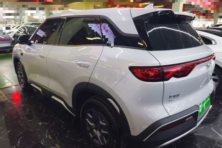 BYD Yuan Up 2025 — 4