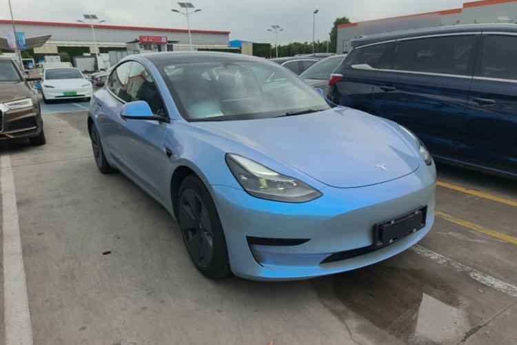 Tesla Model 3 2022 — 3
